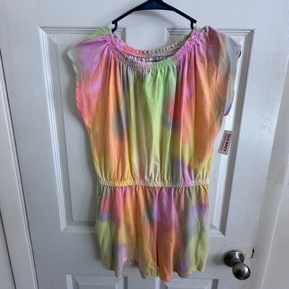 NWT. Old Navy Youth 14/16 Romper.